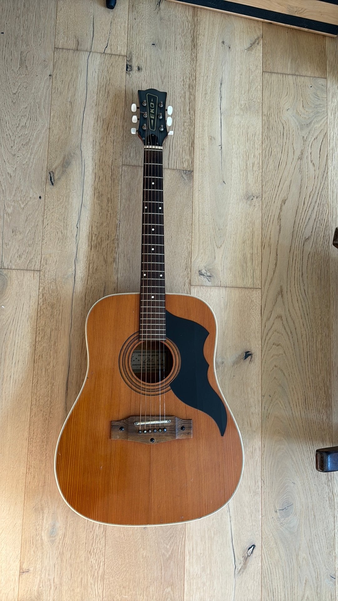 Eko ranger 6 guitare + étui, Enlèvement, Utilisé, Guitare classique ou espagnole, Avec valise