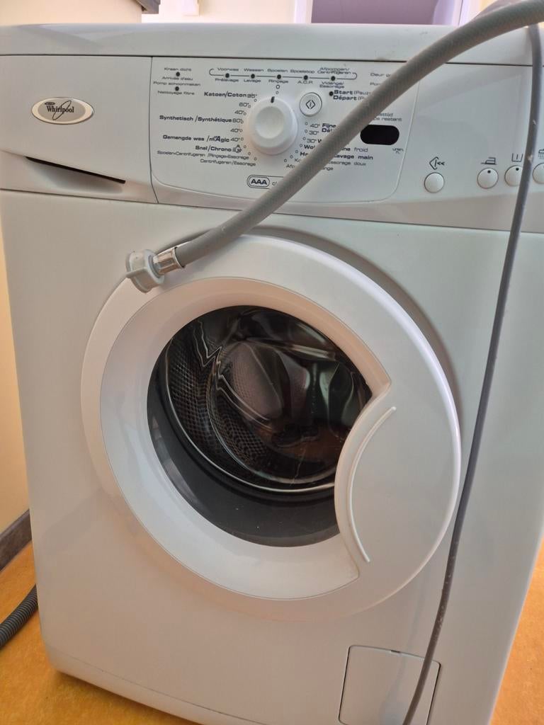 Wasmachine whirlpool van sterfgeval 200 euro, 6 tot 8 kg, Ophalen, Gebruikt, Voorlader