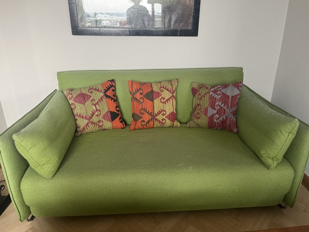 CONVERTEERBARE 2-ZITSBANK VAN GROEN VILT, Huis en Inrichting, Slaapkamer | Slaapbanken, Gebruikt, 80 cm, 190 cm of minder, Tweepersoons