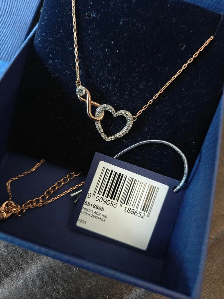Rosé gouden Swarovski ketting met hartje, Ophalen