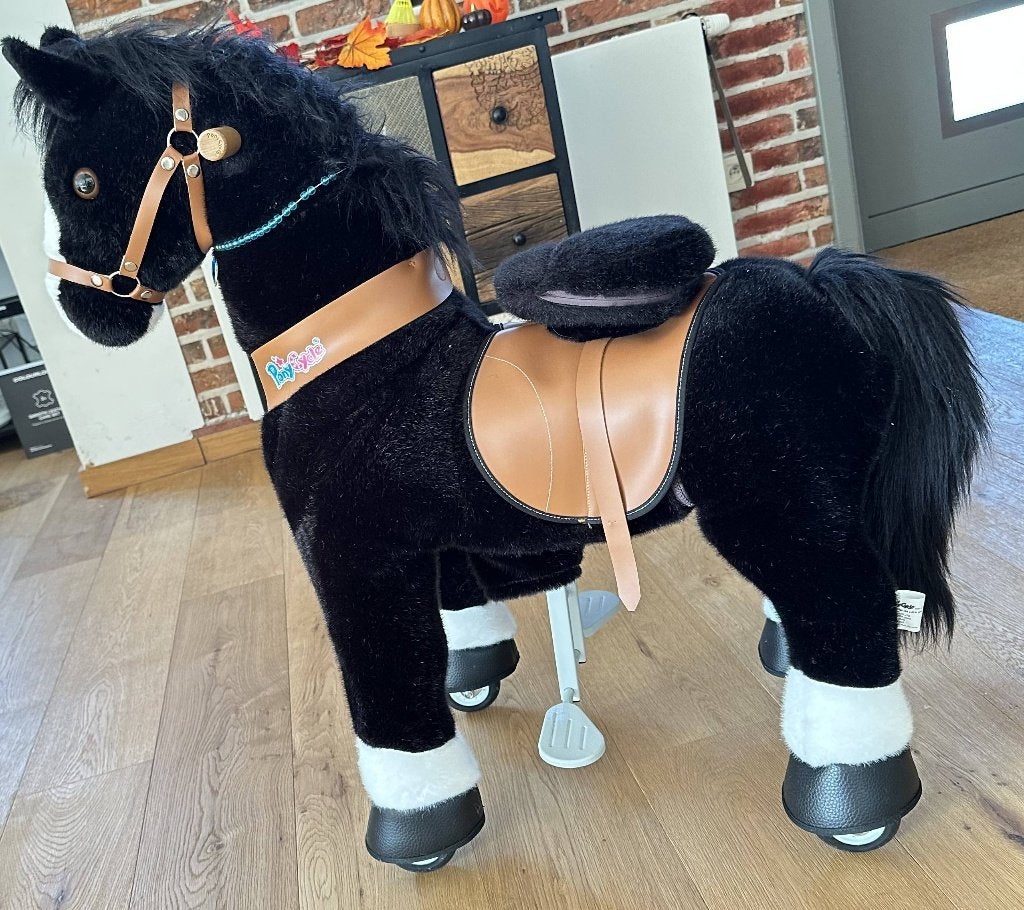 Cheval PonyCycle noir à roulettes – Avec selle et pédales, Animaux & Accessoires, Enlèvement, Comme neuf