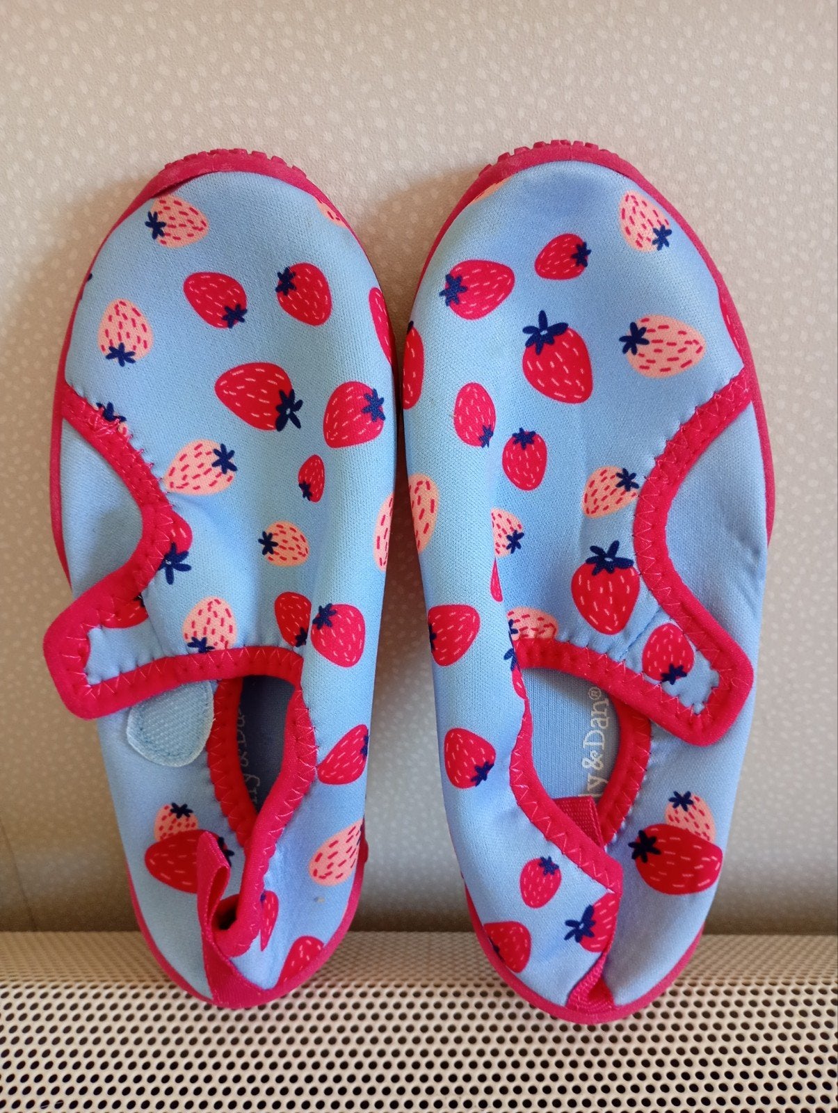 Waterschoenen maat 29, Kinderen en Baby's, Kinderkleding | Kinder-zwemkleding, Ophalen of Verzenden, Zo goed als nieuw, Meisje