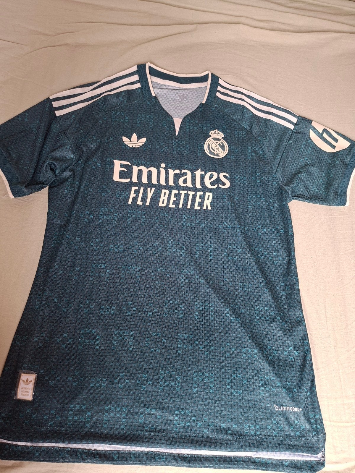 Maillot Real madrid 2026 2027 - modèle Player, Taille XL, Enlèvement ou Envoi, Neuf, Maillot