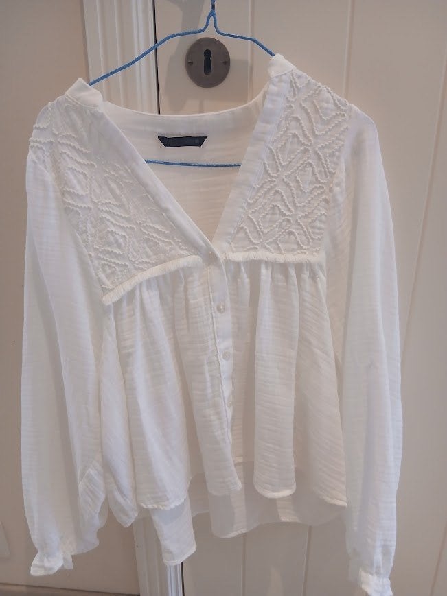 wit bloesje Zara maat XS, Enlèvement ou Envoi, Zara, Taille 34 (XS) ou plus petite, Porté