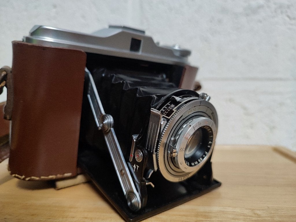 Agfa Isolette camera met leren etui, Verzamelen, Ophalen