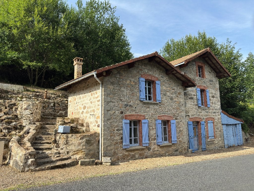 huis in Frankrijk Auvergne, Immo, Frankrijk, Woonhuis, Verkoop zonder makelaar, Landelijk