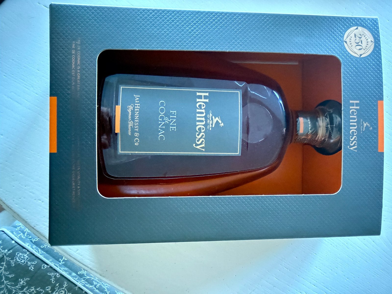Hennessy Fine Cognac 250 years collectorbox, Enlèvement, Neuf