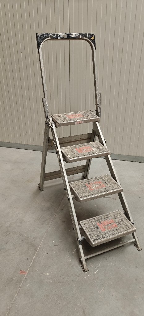 Little Giant "trap"ladder, Ophalen, Gebruikt, Ladder, Opvouwbaar of Inschuifbaar