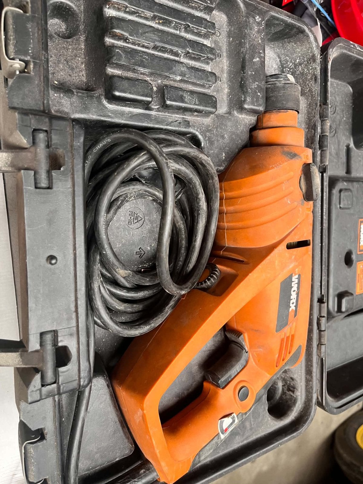 Foreuse Worx bon état, 600 watts ou plus, Enlèvement, Utilisé, Foreuse et Perceuse
