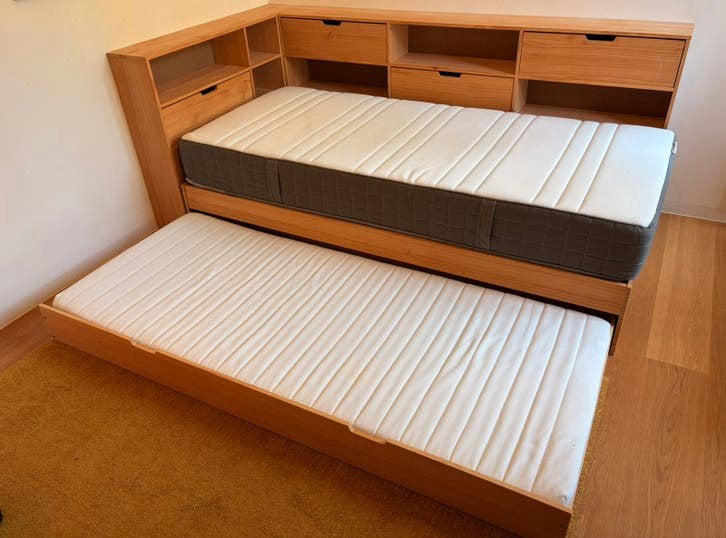 Houten uitschuifbed met opbergruimte + 1 matras, Ophalen, Gebruikt, Eenpersoons