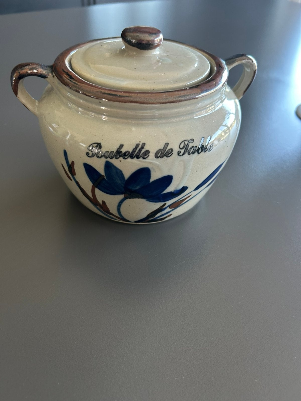 Poubelle de table, Ophalen