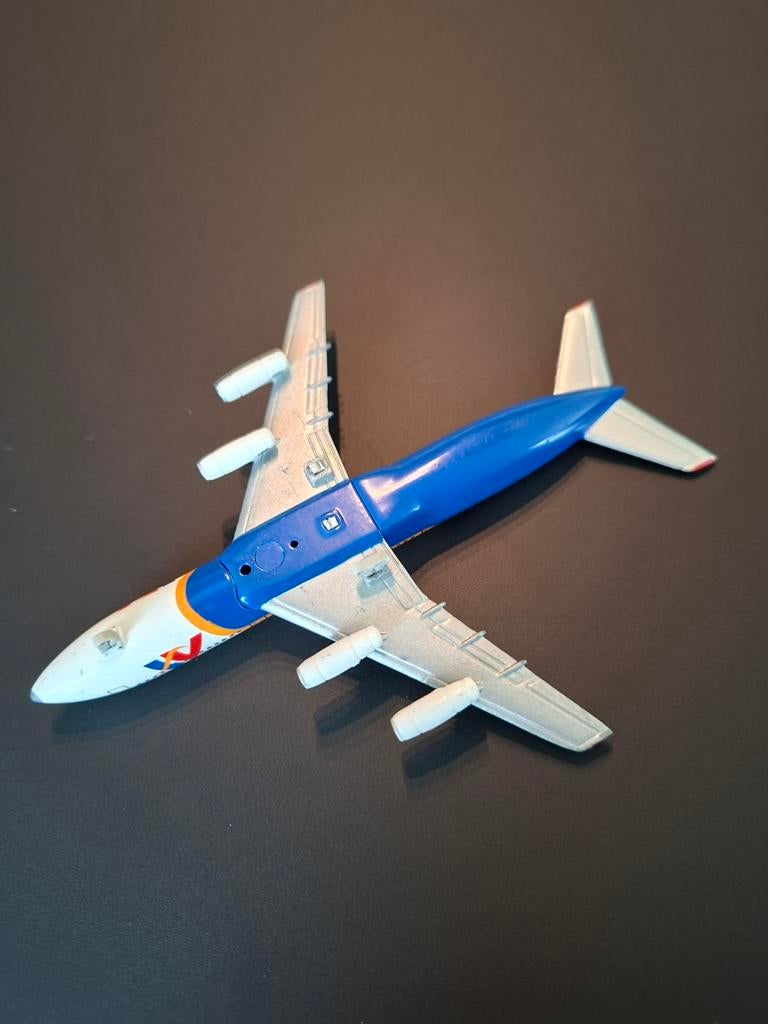 ARMENIAN AIRLINES metalen vliegtuig. 13 cm., Ophalen of Verzenden
