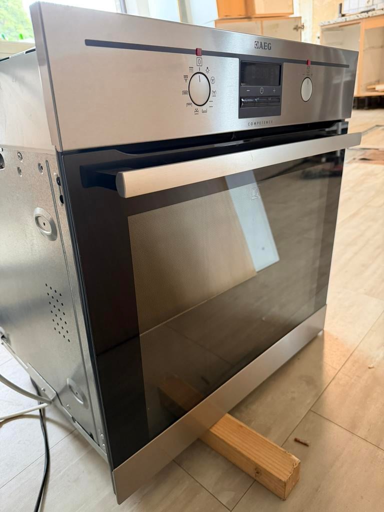 Oven Aeg, Enlèvement, Comme neuf, Encastré, Four