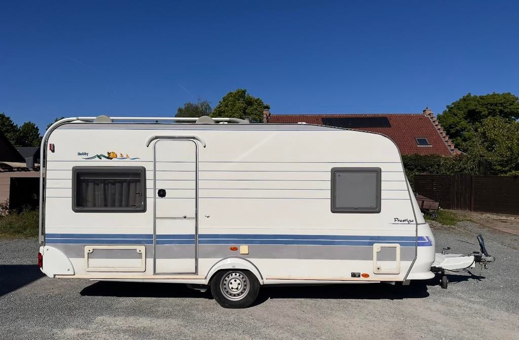 Hobby 460 UFe met toebehoren, Caravans en Kamperen, Rondzit, Hobby, Tot en met 4, 1000 - 1250 kg