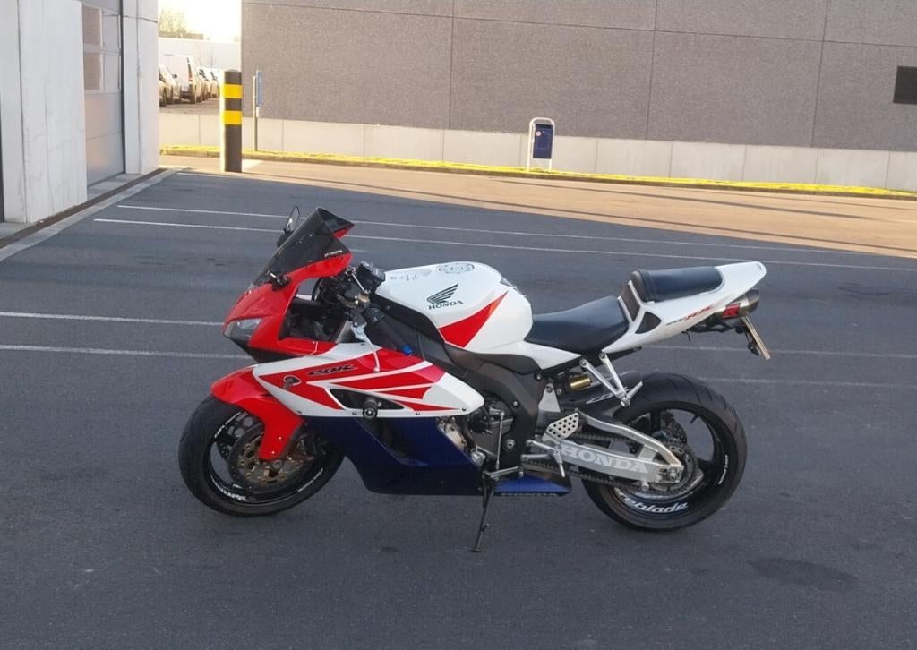 Honda cbr 1000 rr, Sportuitlaat, Super Sport, Particulier, Handgeschakeld
