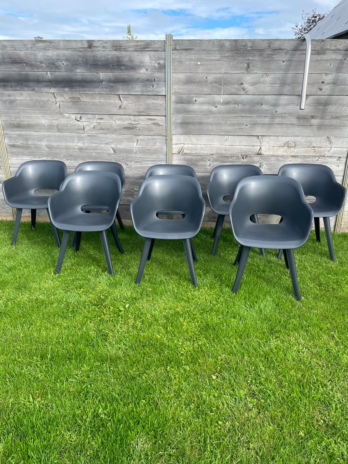 8 stuks zwarte kuipstoelen, Tuin en Terras, Tuinstoelen, Ophalen, Gebruikt