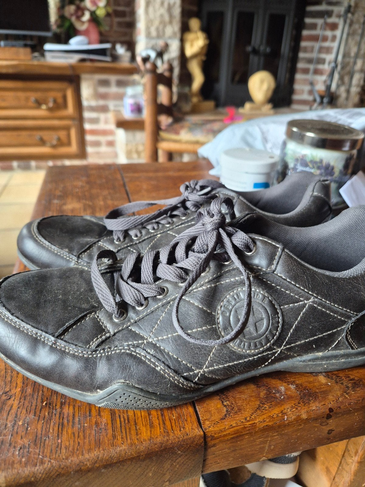 Chaussures homme 44, Enlèvement