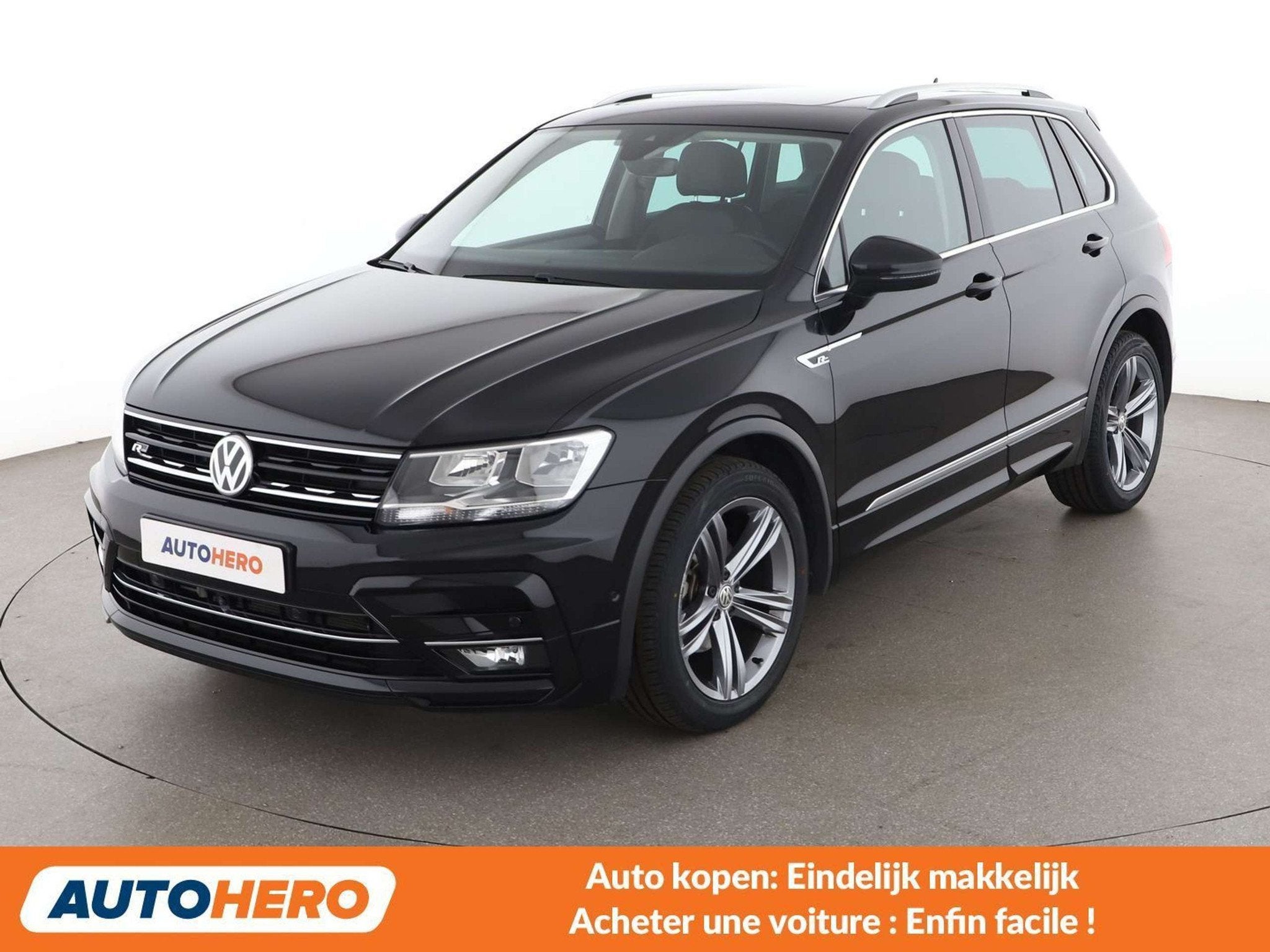 Volkswagen Tiguan 2.0 TDI Comfortline BlueMotion Tech, Auto's, Voorwielaandrijving, Gebruikt, https://public.car-pass.be/vhr/38a83f0e-cc5c-4f6b-a5af-bdedec09fd9d