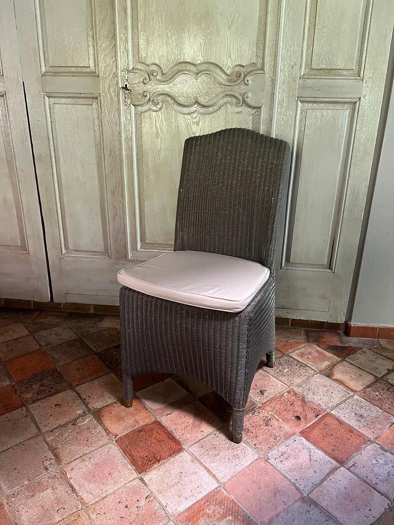 Stoelen 6st/mime loyd/h 93cm,h. zit46cm/€60  per stuk, Huis en Inrichting, Tafels | Eettafels, Ophalen