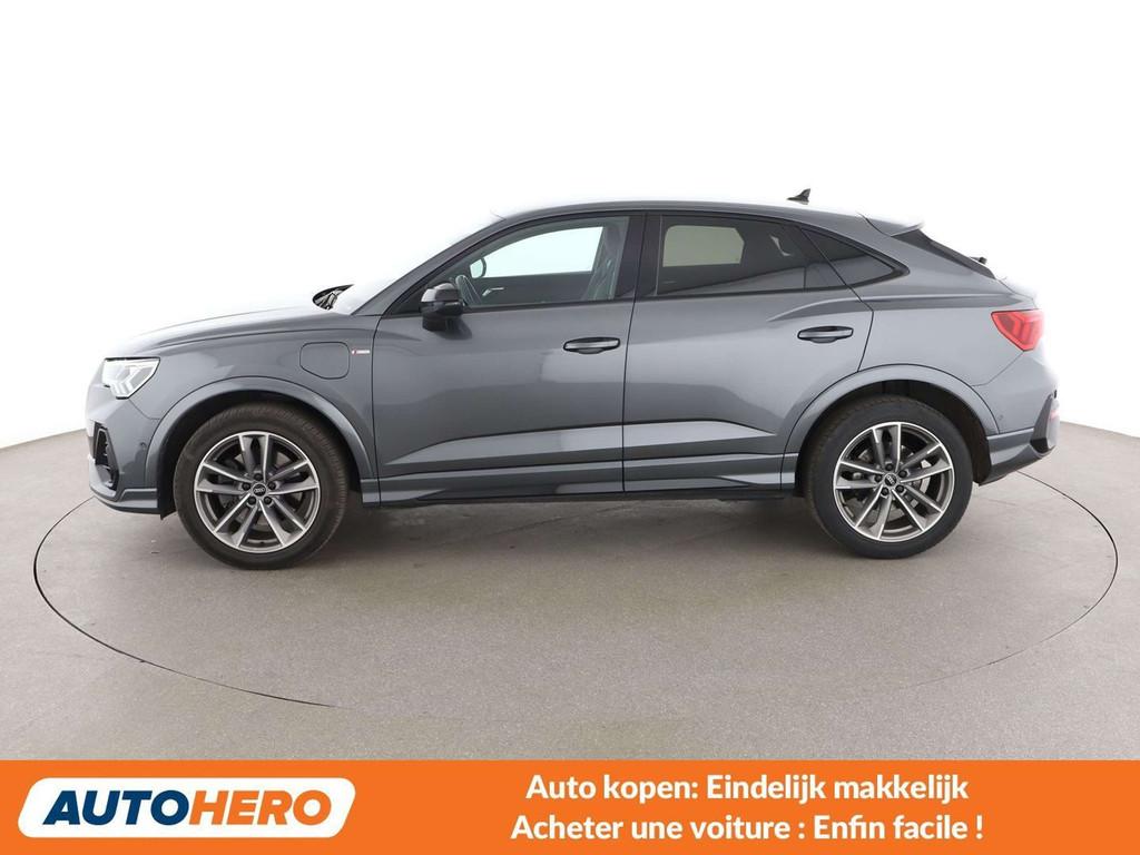 Audi Q3 45 TFSIe S line (bj 2021, automaat), 245 pk, Gebruikt, Alcantara, 1395 cc