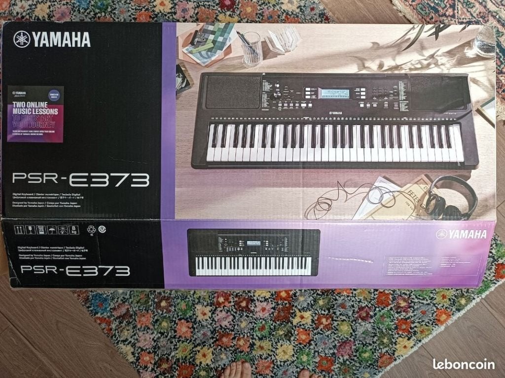 clavier yamaha psr-e373, Musique & Instruments, Claviers, Enlèvement, Comme neuf, 61 touches, Yamaha