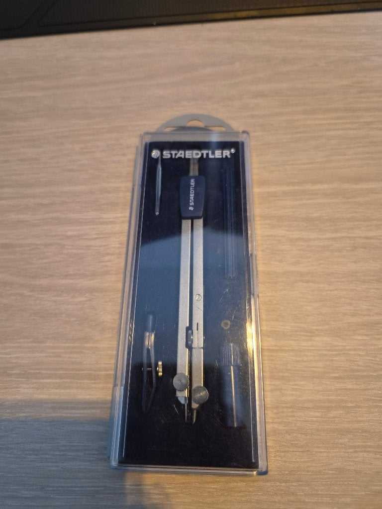 Staedtler passer, Ophalen, Zo goed als nieuw