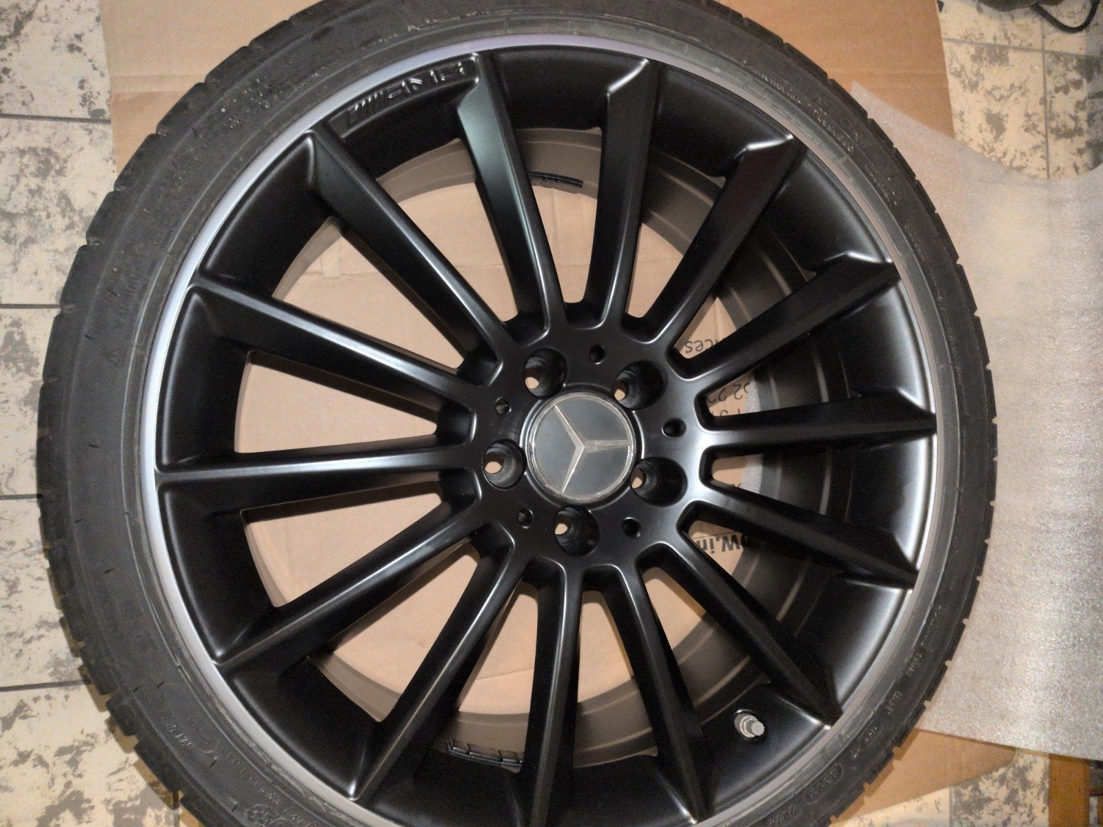 MERCEDES A35 AMG W177 SET, Nieuw, 235 mm, Band(en), Personenwagen