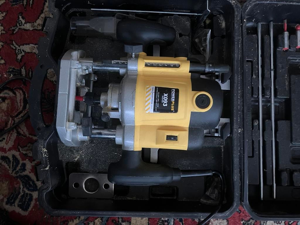 Powerplus freesmachine, Ophalen, Zo goed als nieuw, Elektrisch, Bovenfrees