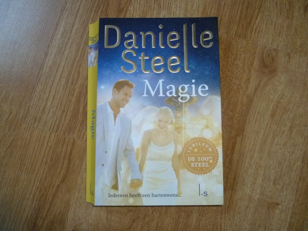 Roman Magie van Danielle Steel, Ophalen of Verzenden, Zo goed als nieuw, Danielle Steel.