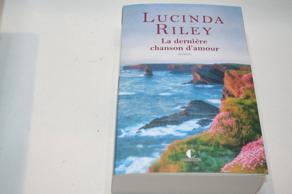 Lucinda Riley La dernière chanson d'Amour, lu 1xparfait état, Boeken, Verzenden, Zo goed als nieuw, Lucinda Riley, België