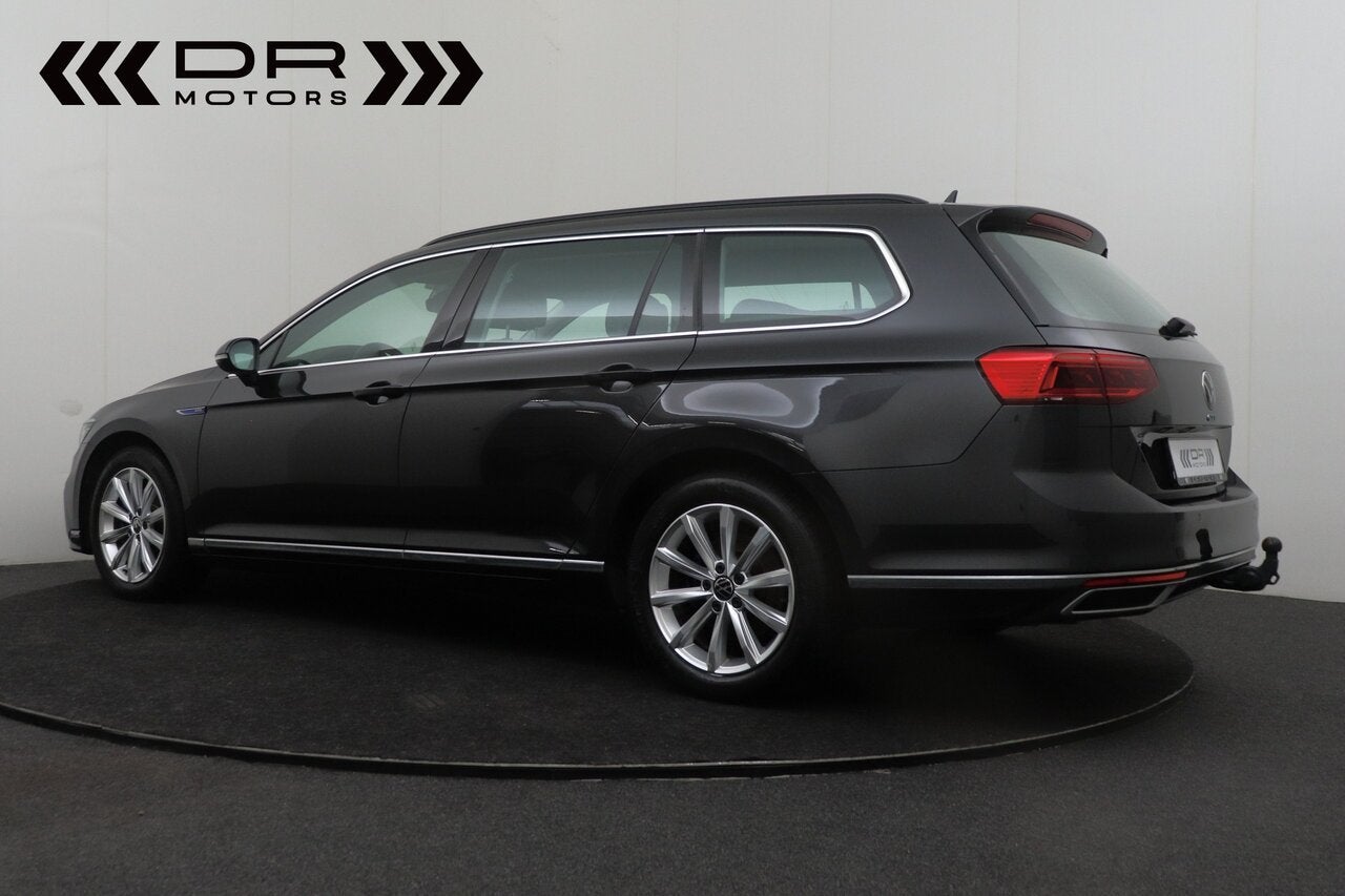 Volkswagen Passat Variant GTE 1.4 TSI - PLUG IN HYBRID - AP, Auto's, 0 min, 161 kW, 0 kg, 5 deurs