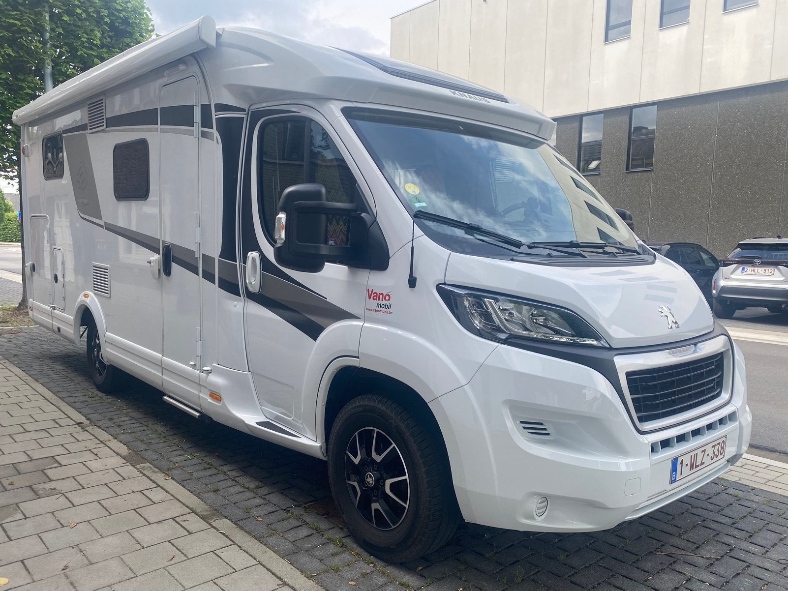 Prachtige Knaus Half Integraal, Ringverwarming, Tot en met 2, Luifel, Particulier