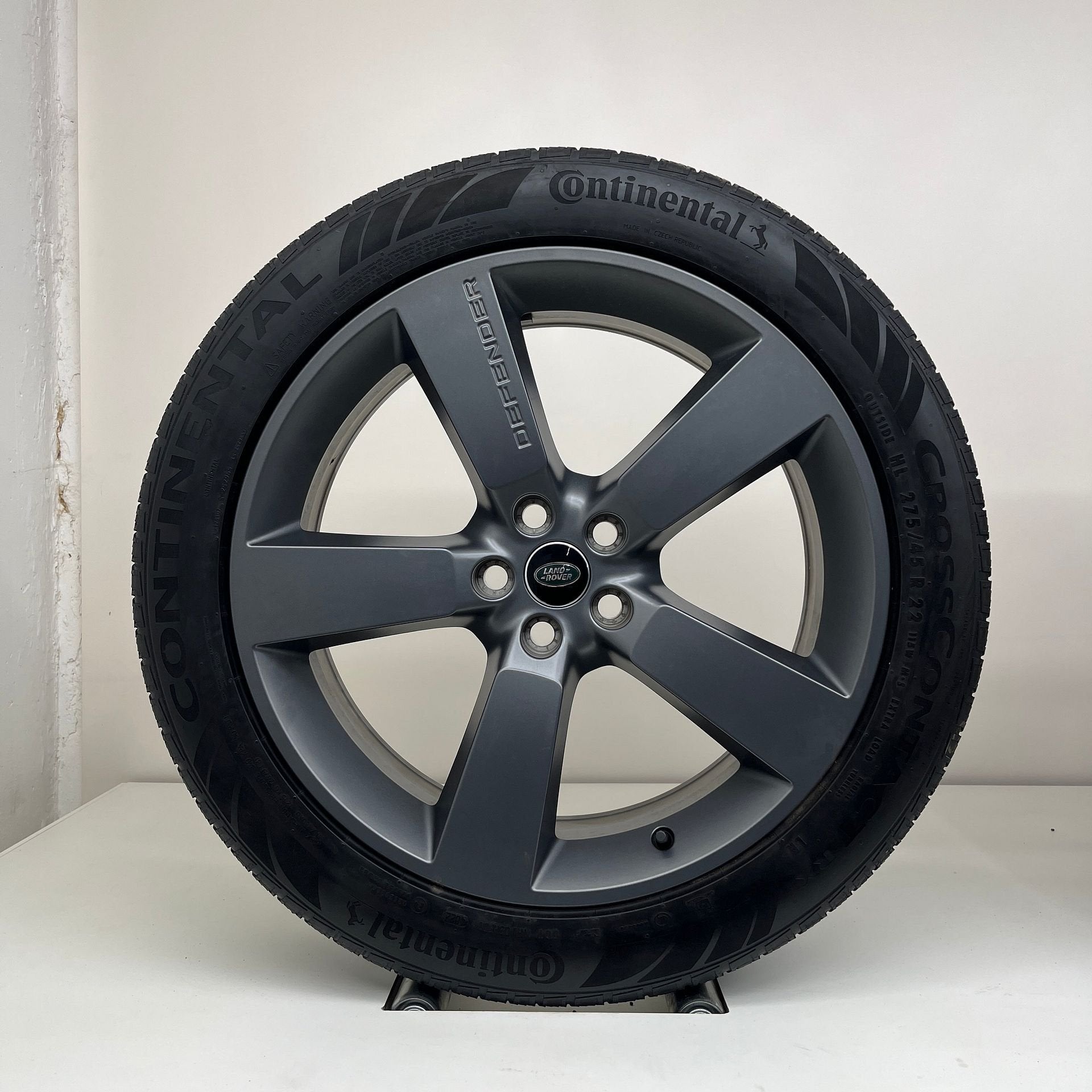 Land Rover Defender - 22 inch - zomerbanden, Autos : Pièces & Accessoires, Pneus & Jantes, Pneus et Jantes, Enlèvement ou Envoi