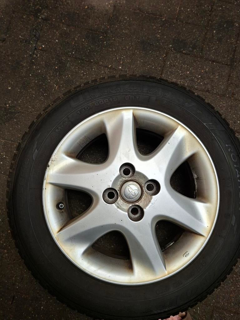 Winterbanden voor Toyota met velg, Auto-onderdelen, Ophalen, Winterbanden