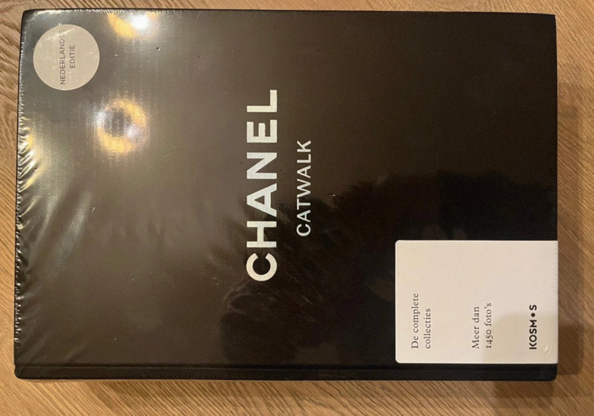Chanel catwalk boek - Nederlandse editie, Livres, Enlèvement, Neuf, Photographie général