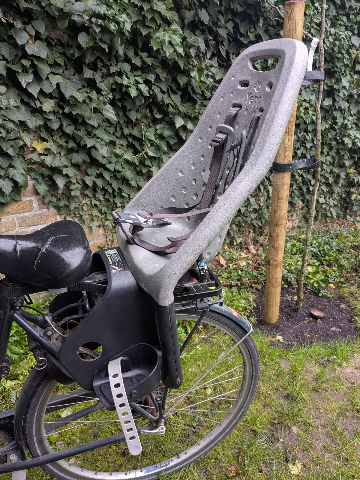 Fietsstoeltje Thule YEPP 2, Ophalen, Voetsteuntjes