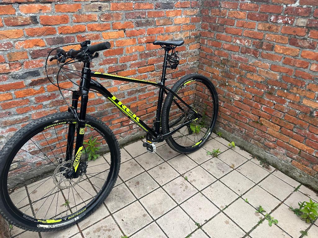 CROSFIETS--BMX, Fietsen en Brommers, Ophalen, Zo goed als nieuw, Trek