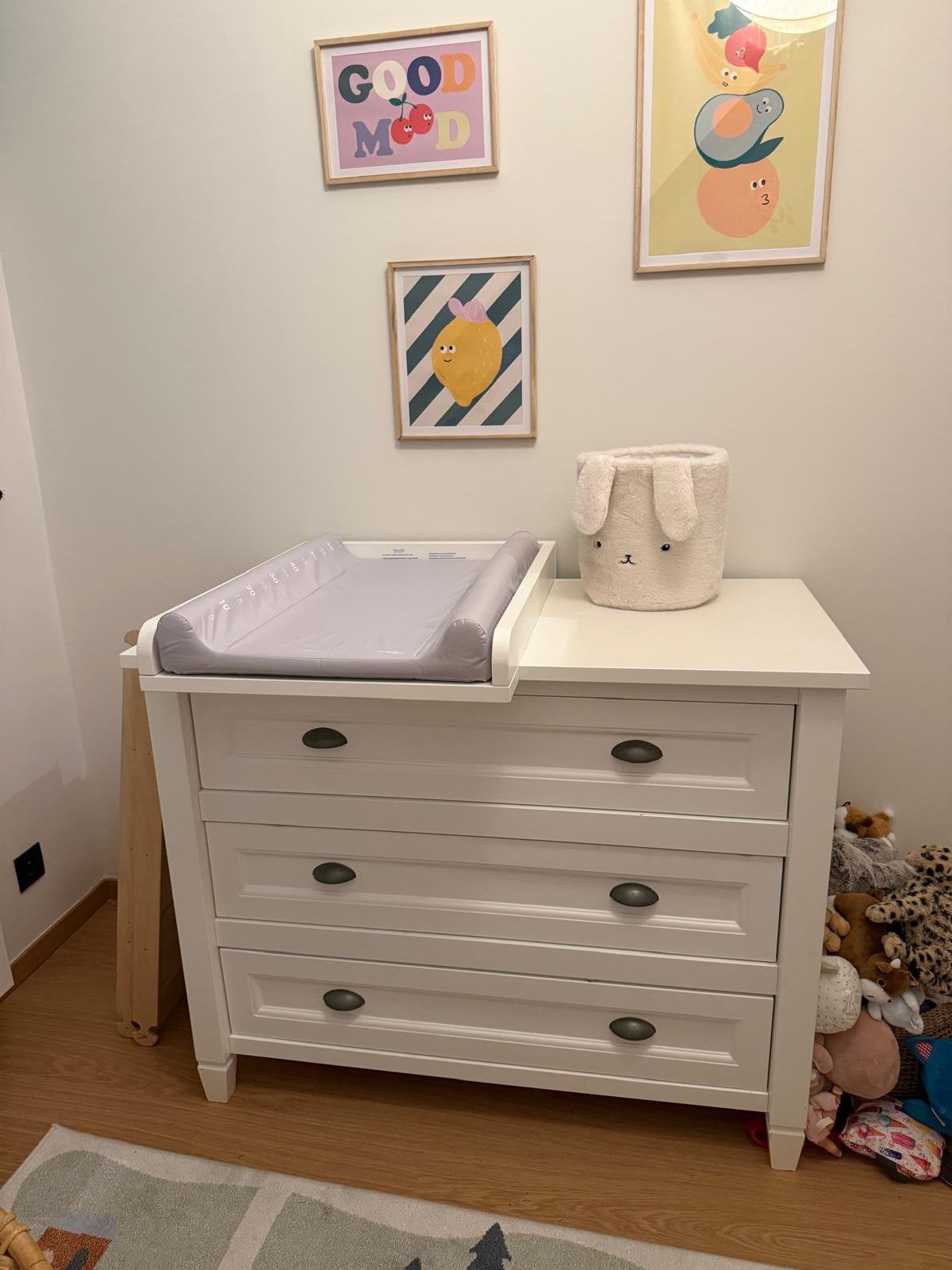Stevige kast voor baby/peuter, Enlèvement ou Envoi, Comme neuf