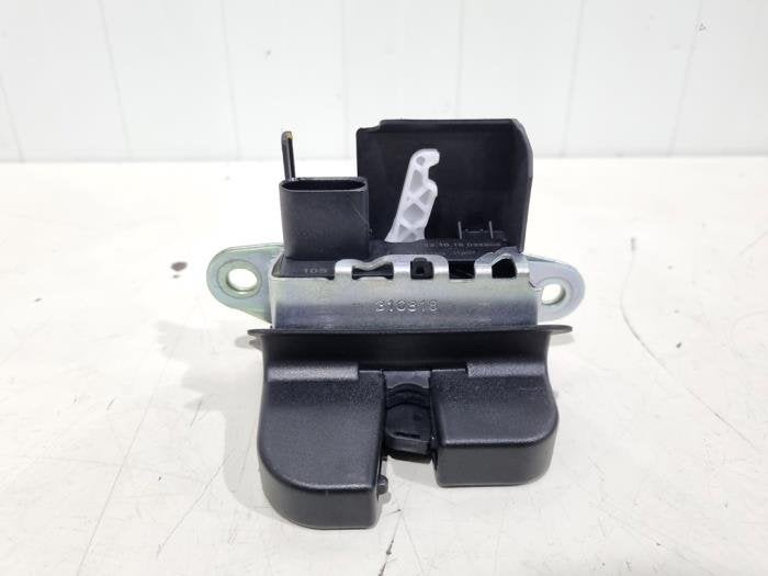 Mécanique de verrouillage hayon d'un Volkswagen Polo, Volkswagen, -, 3 mois de garantie, Utilisé