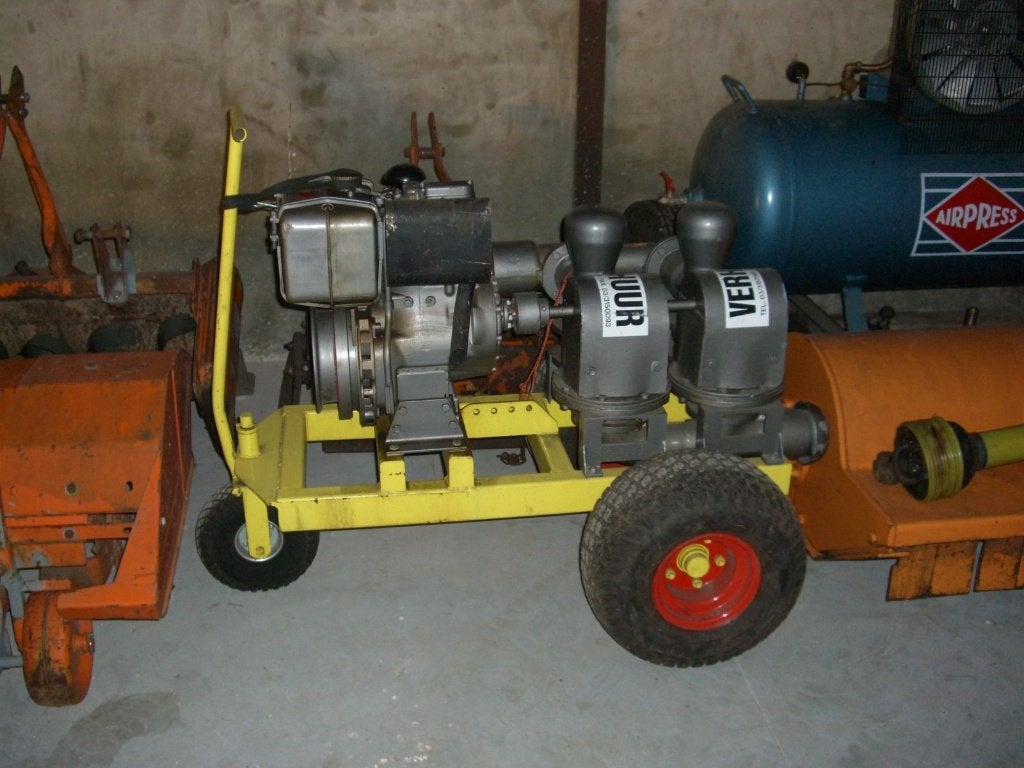 Membraanpomp met Hatz dieselmotor, Ophalen, Gebruikt, Dieselmotor