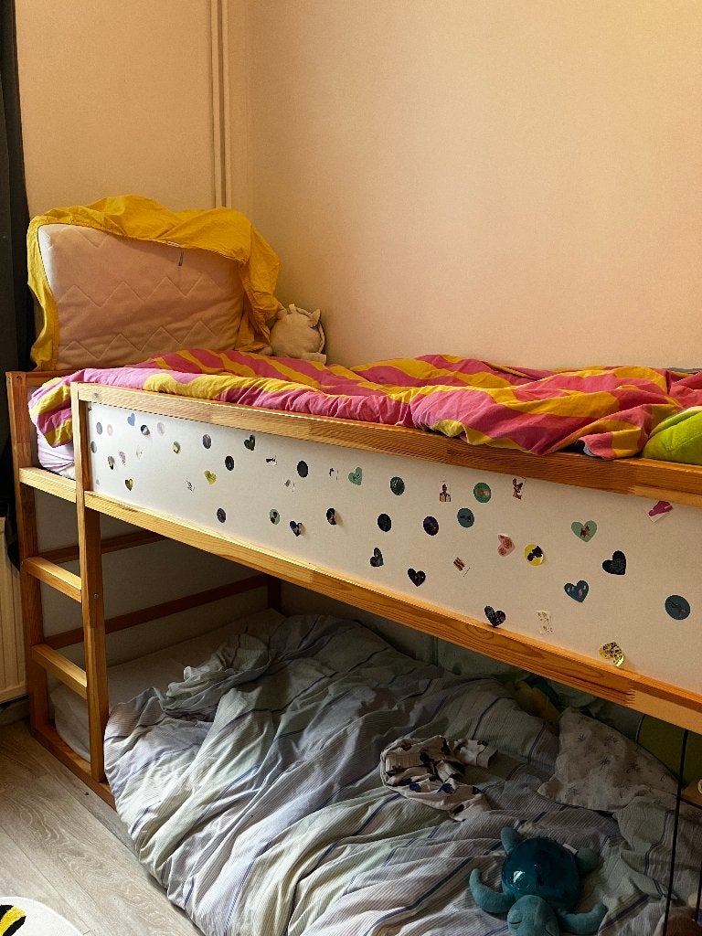 Lit enfant KURA + structure escalade, Enfants & Bébés, Enlèvement, Utilisé, Lit mezzanine ou Lit superposé