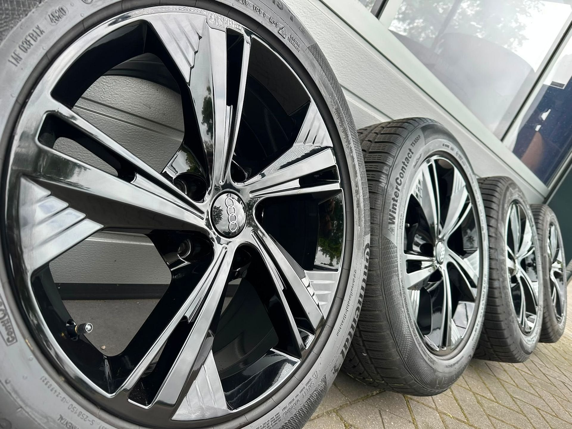 19 inch originele zwarte Audi A6 etron velgen winterbanden, Auto-onderdelen, Banden en Velgen, 19 inch, Gebruikt, -, -
