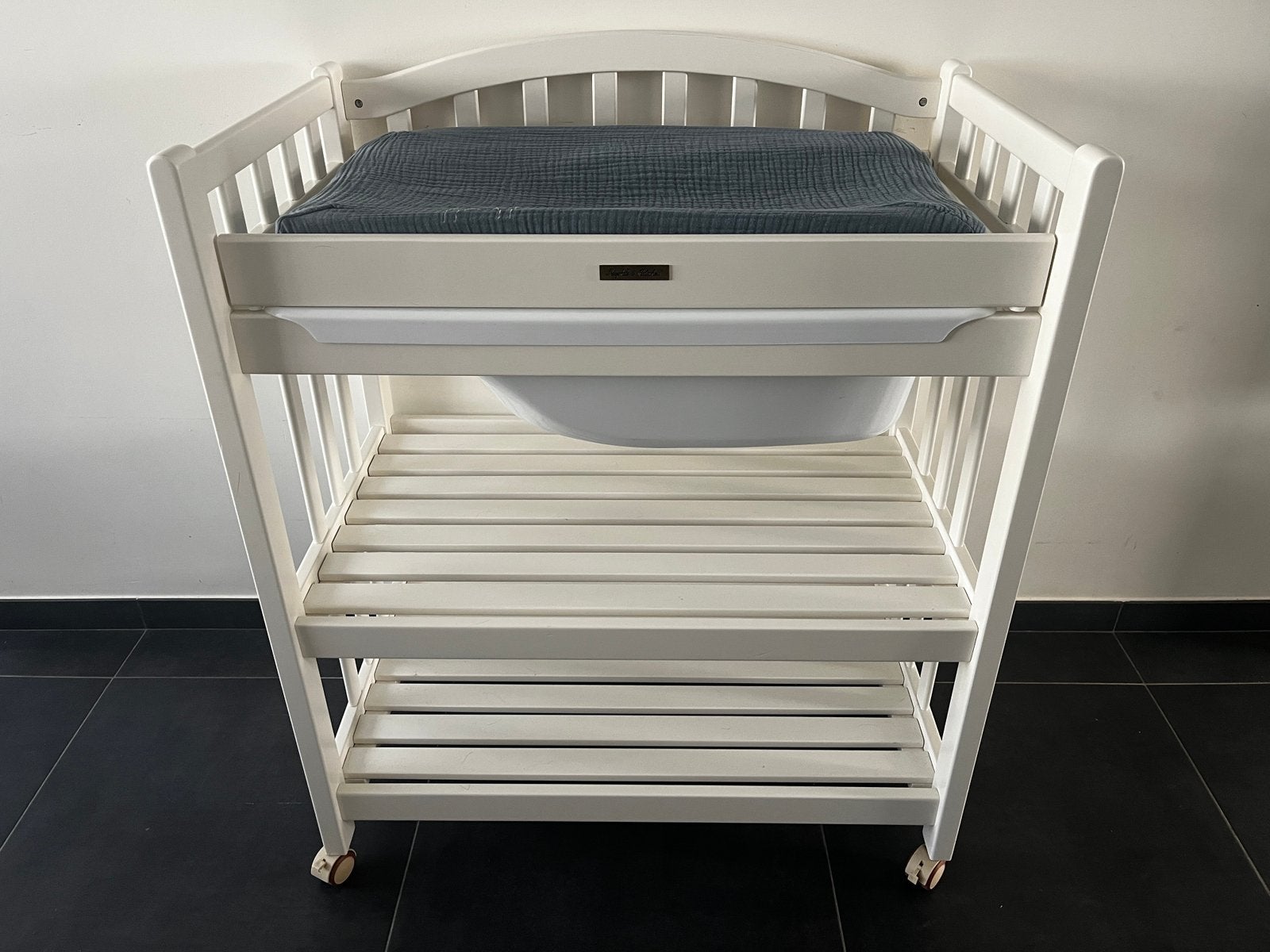 Baby Verzorgingstafel met Babybadje, Kinderen en Baby's, Ophalen, Zo goed als nieuw