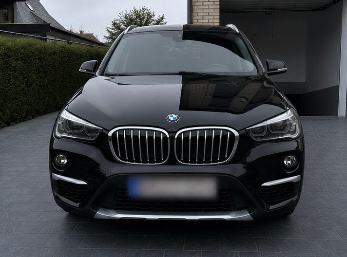 BMW X1 sDrive18i – 2017 – 90.000 km – Benzine, Autos, Achat, Euro 6, Boîte manuelle, Entretenue par le concessionnaire