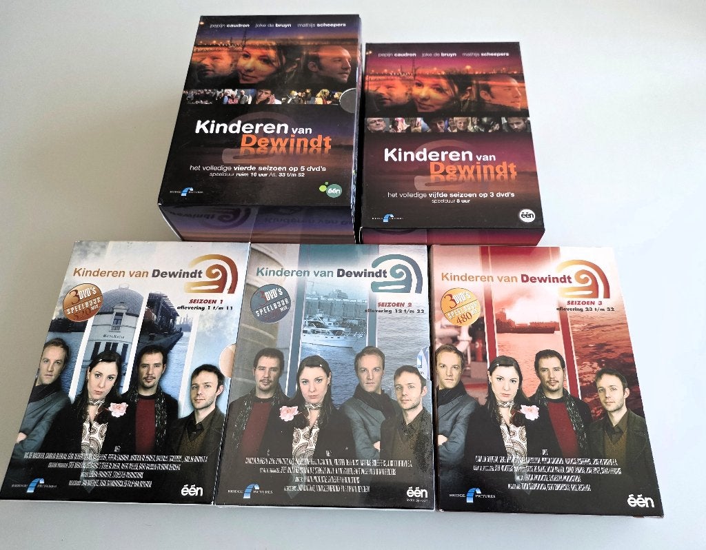 Complete TV reeks : Kinderen van Dewindt seiz 1 tem 5, CD & DVD, DVD | TV & Séries télévisées, Enlèvement ou Envoi