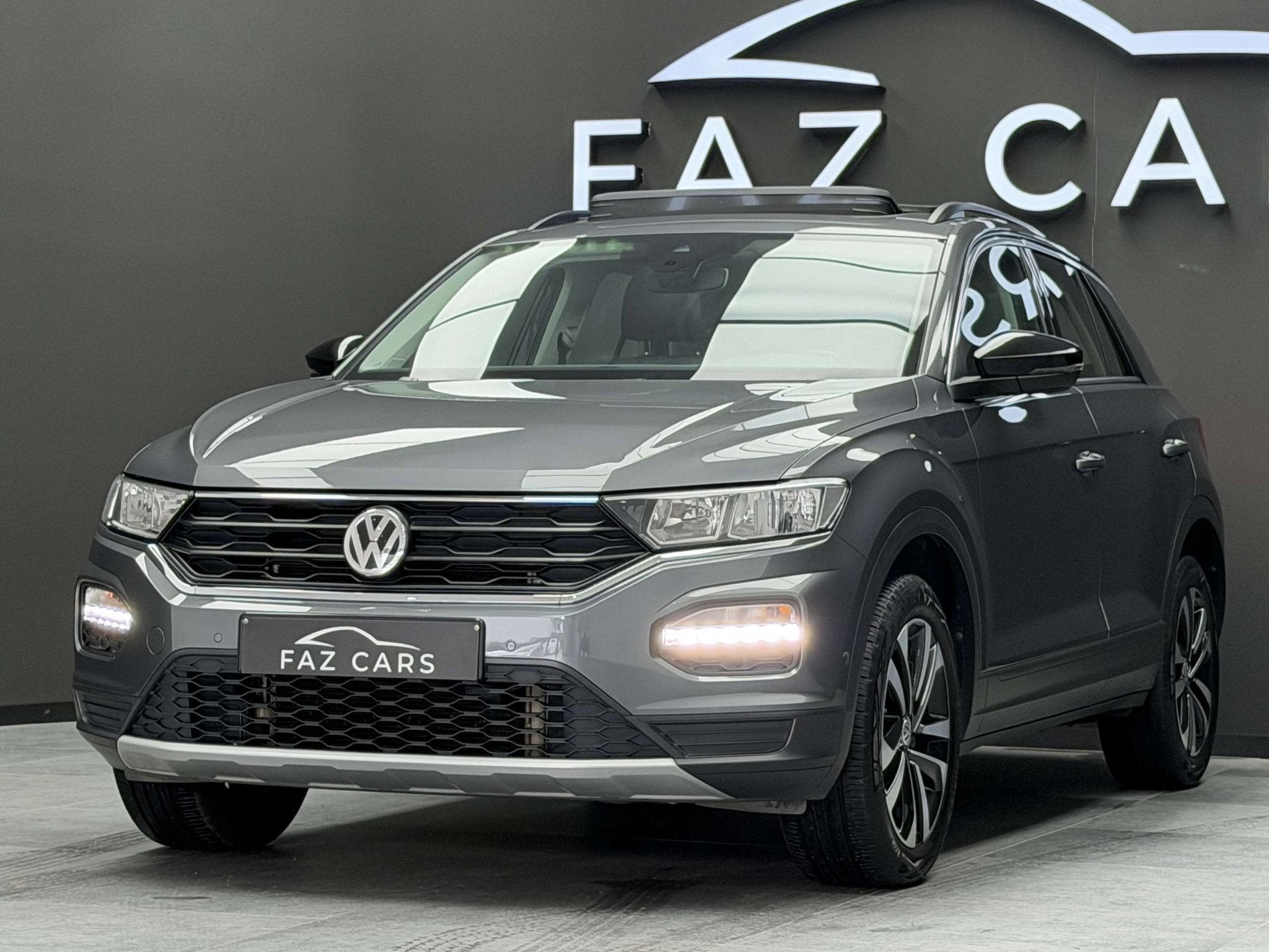 Volkswagen T-Roc 1.5 TSI IQ Drive DSG * 1ER PROP + CAMÉRA +, Autos, Volkswagen, Achat, Entreprise, 5 portes, 5 places