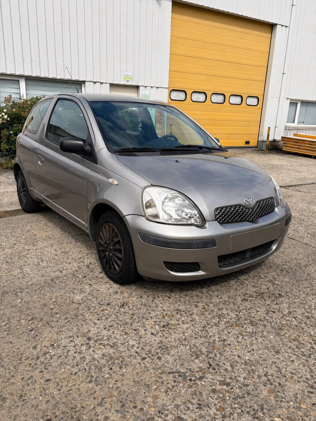 Toyota Yaris 2004 | Airco | Keuring voor verkoop |, Auto's, Toyota, Particulier, Yaris, Airconditioning, Benzine, Ophalen