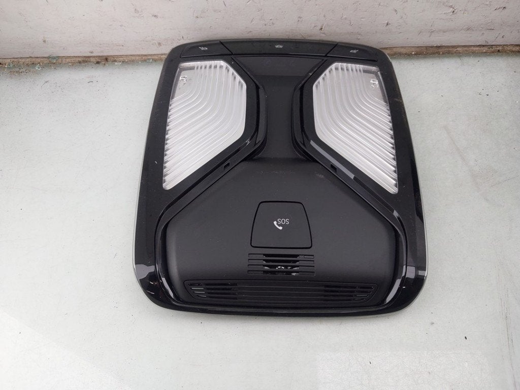 BINNENVERLICHTING VOOR BMW 3 serie Touring (G21), Gebruikt, BMW, Petuelring 130
80809  München, DE, Bayerische Motoren Werke AG