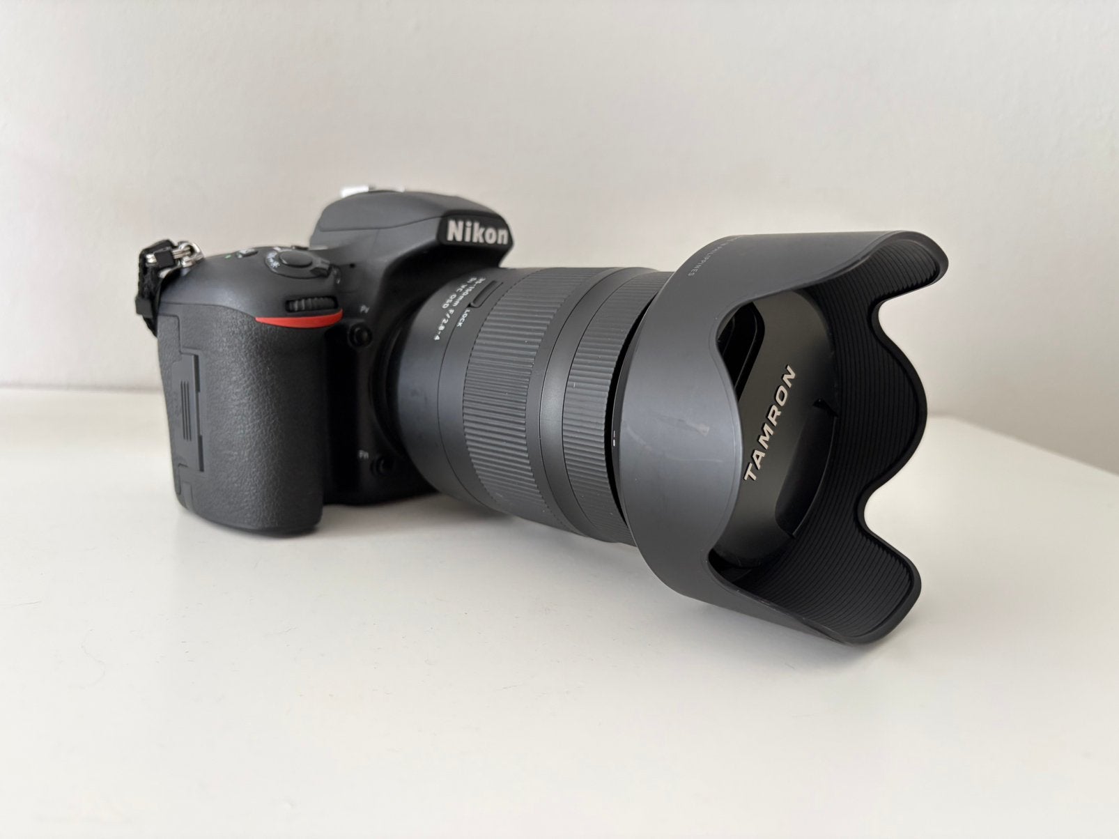 Nikon D750 en Tamron lens - slechts 3069 clicks!!, Ophalen, Spiegelreflex, Zo goed als nieuw, 24 megapixels