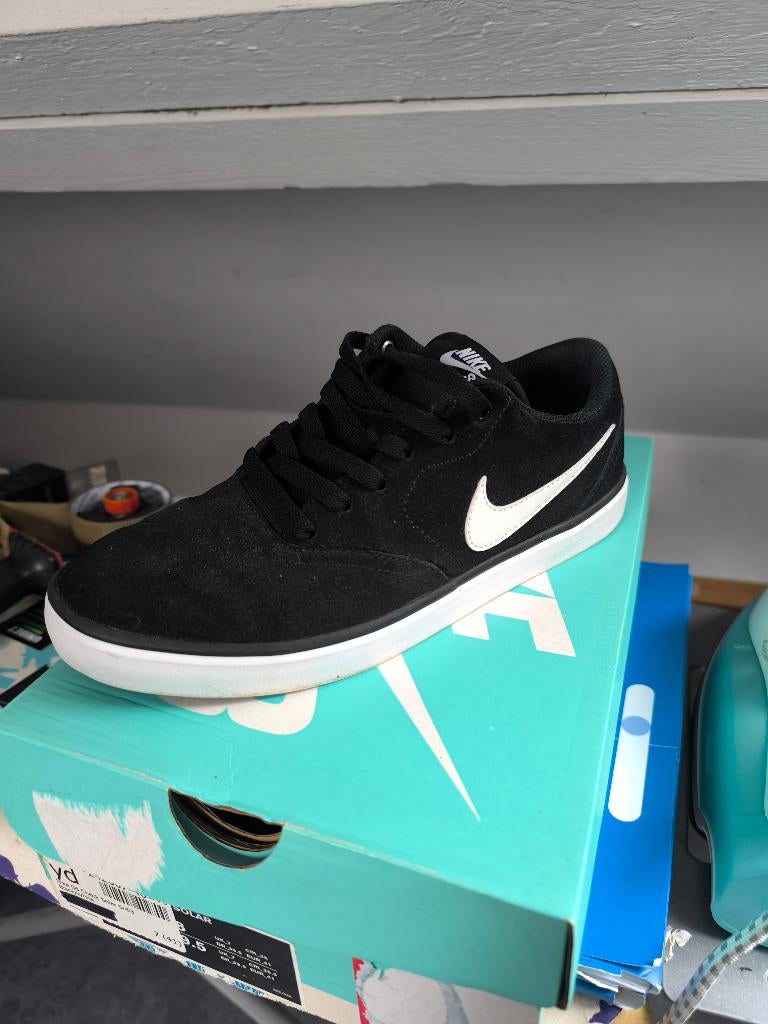 Nike SB check solar taille 41 neuf modèle rare, Vêtements | Hommes, Chaussures, Enlèvement, Neuf, Nike, Baskets